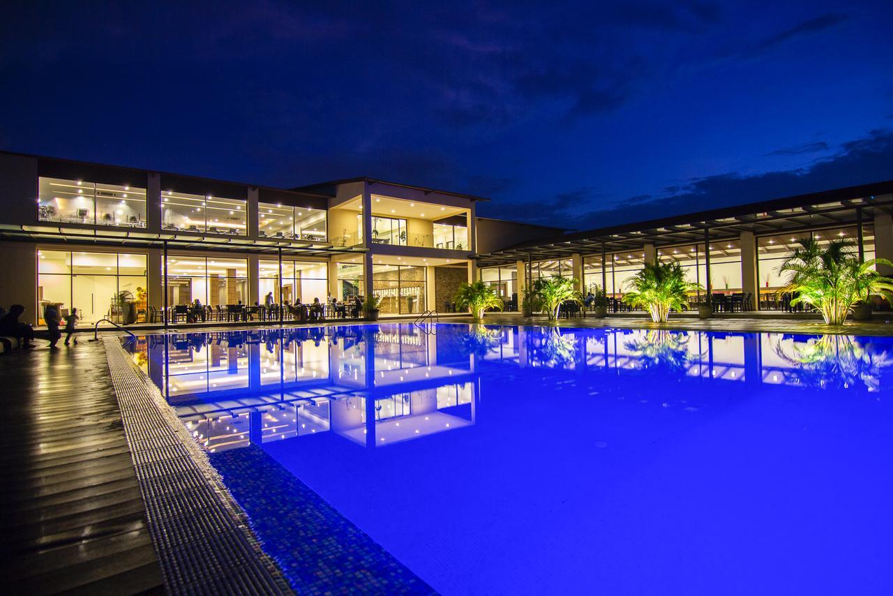 Nordic Hotel Абуджа Экстерьер фото