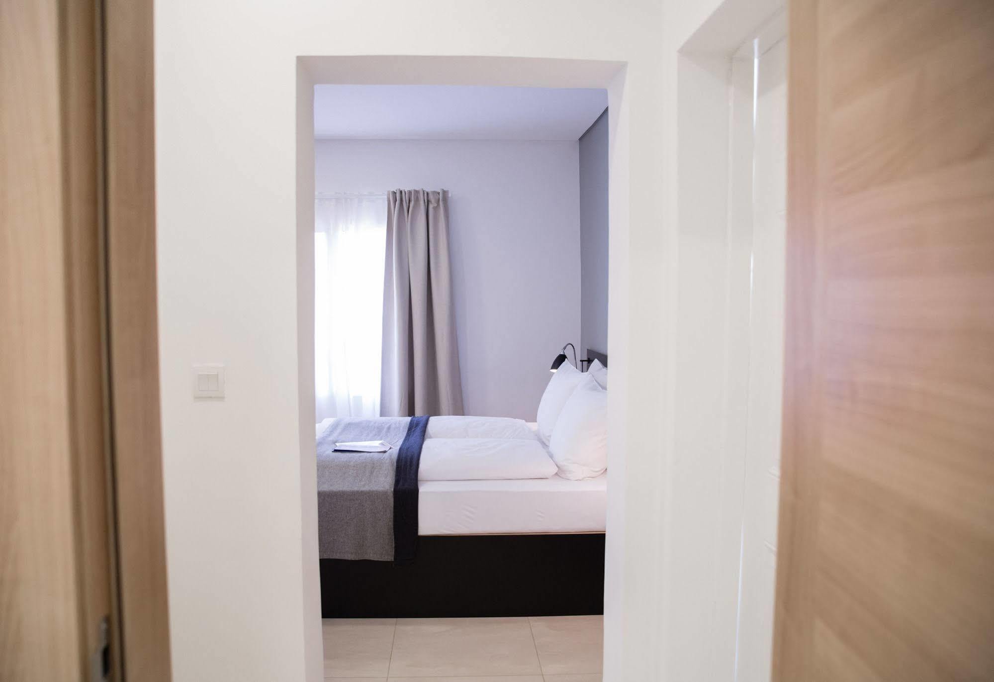 Nordic Hotel Абуджа Экстерьер фото