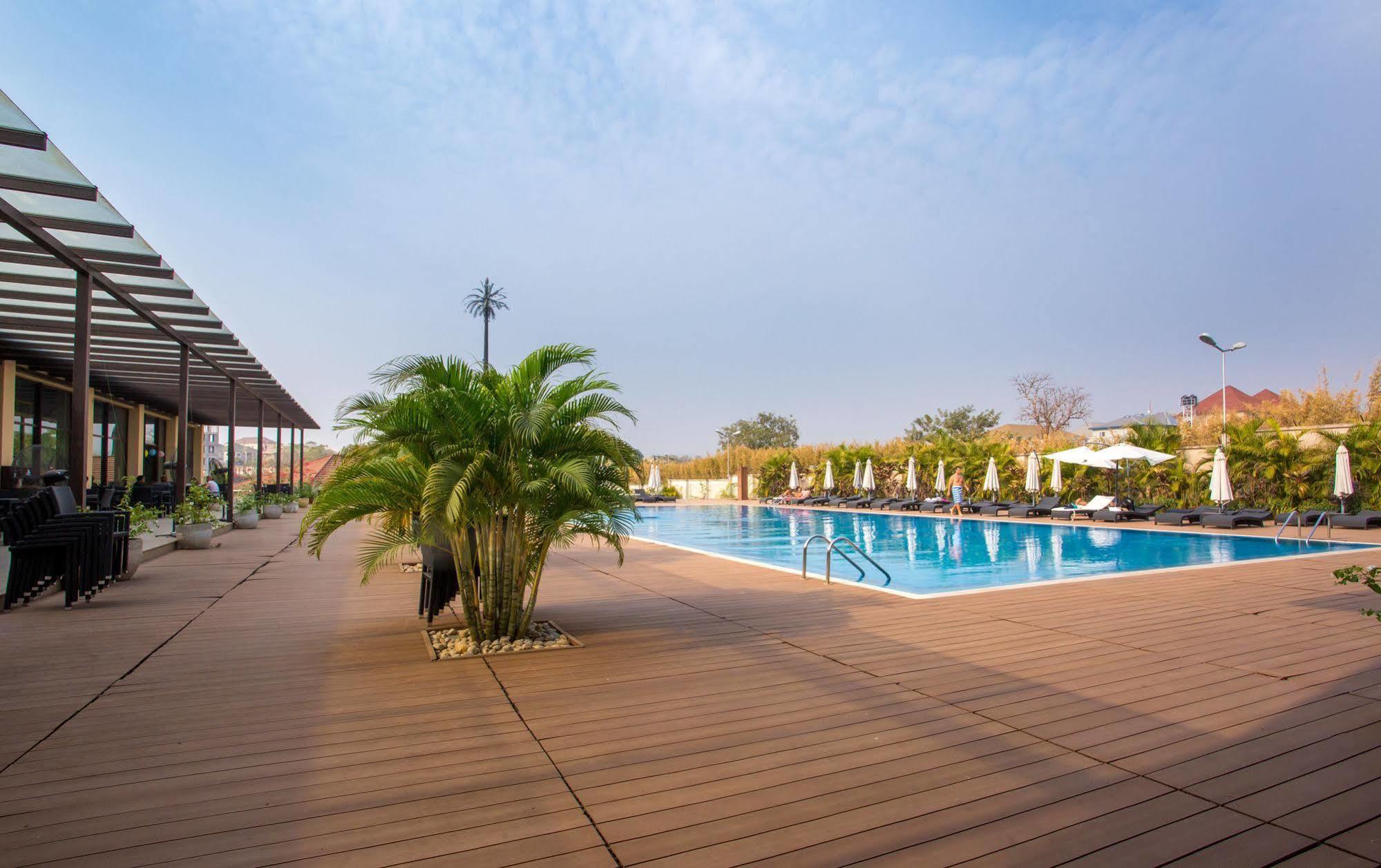 Nordic Hotel Абуджа Экстерьер фото